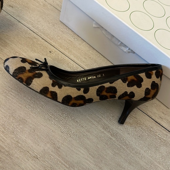 Boden Calf Hair Leopard Print Patent trim Heels EU 40 Size 9 - Picture 2 of 10